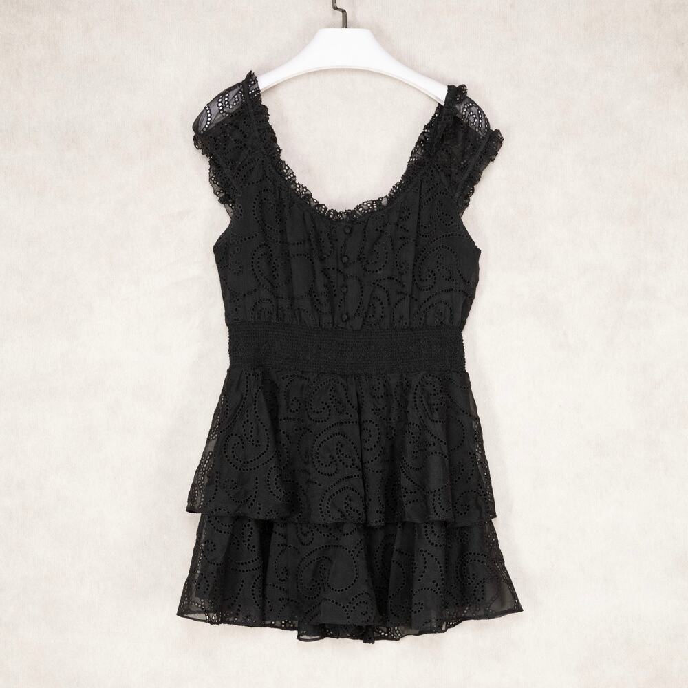 Alice + Olivia Women Gracie Ruffle Romper Black Size 10 (Pre-owned)